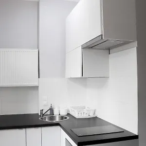  Apartament 21 Podchorazych Near Royal Lazienki Park