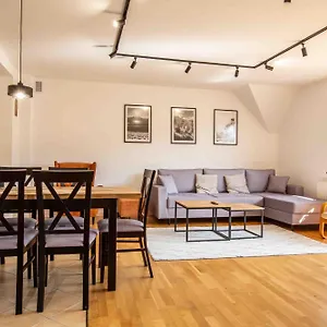 https://willa-misty-mountain-retreat.zakopanehotels.org