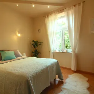 https://apartment-krakow-florian-gate-pijarska.krakowhotelspoland.com